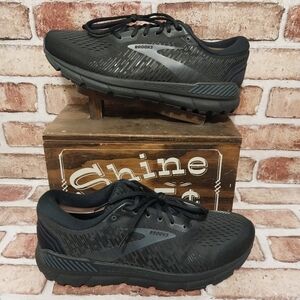 Pre-owned 2021 Brooks Addiction GTS 15